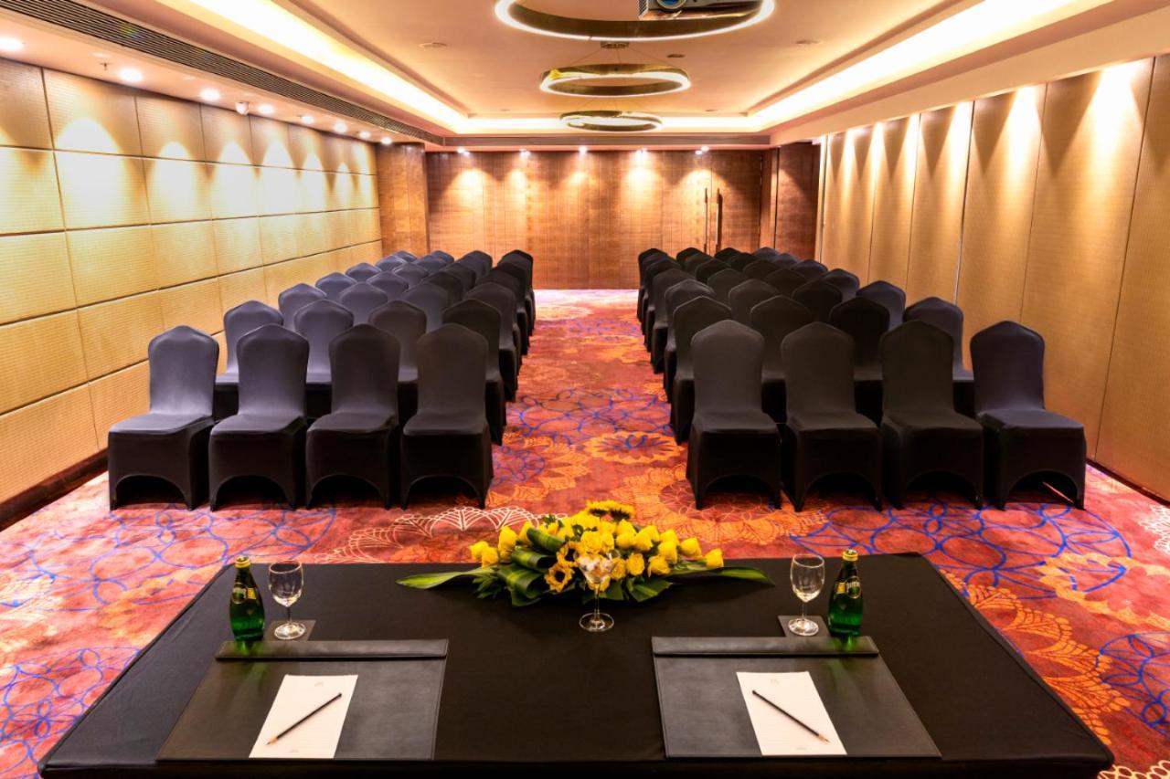 Hotel The Elite Narasapura, A Member Of Radisson Individuals Exterior foto