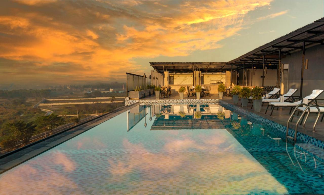 Hotel The Elite Narasapura, A Member Of Radisson Individuals Exterior foto