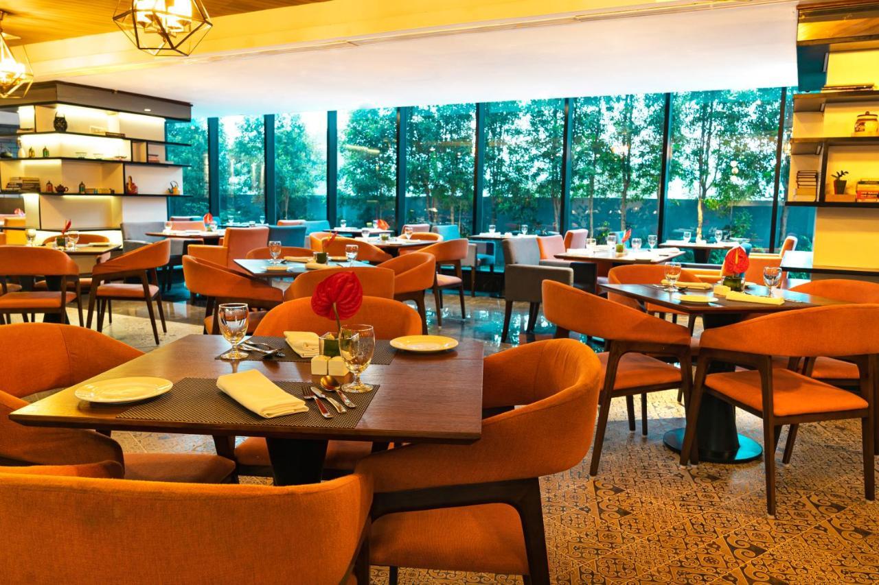 Hotel The Elite Narasapura, A Member Of Radisson Individuals Exterior foto