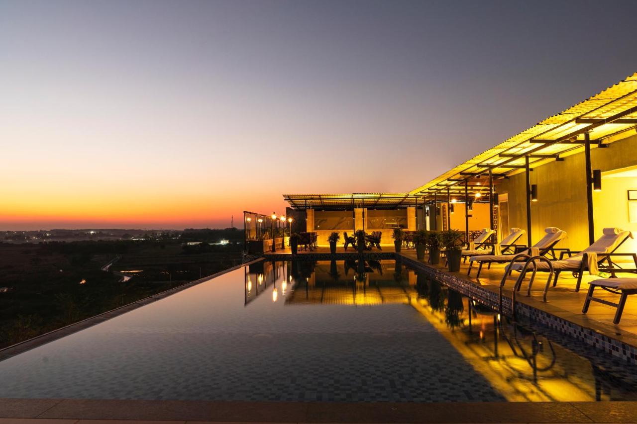Hotel The Elite Narasapura, A Member Of Radisson Individuals Exterior foto