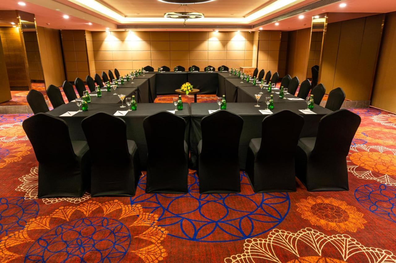 Hotel The Elite Narasapura, A Member Of Radisson Individuals Exterior foto
