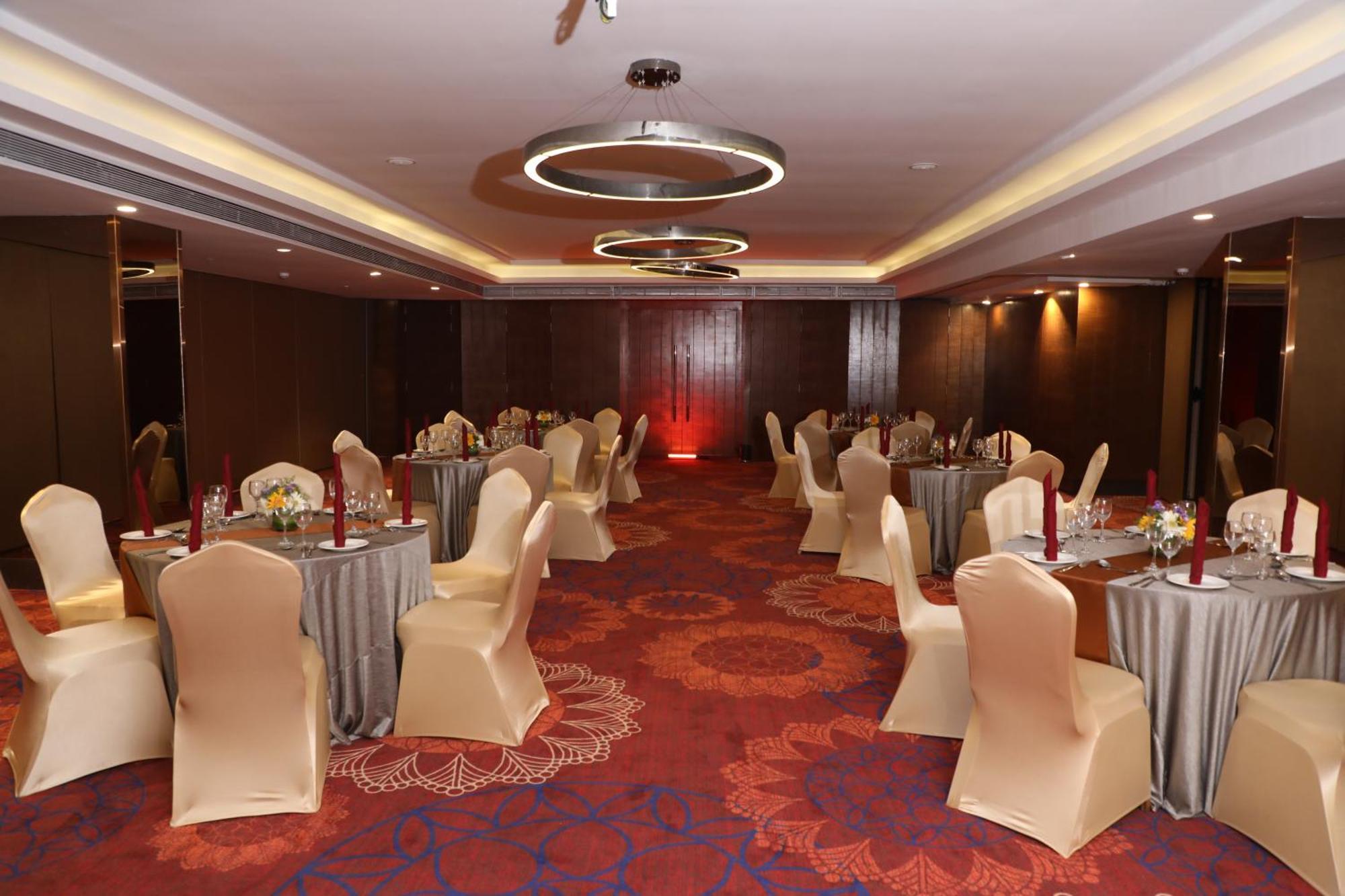 Hotel The Elite Narasapura, A Member Of Radisson Individuals Exterior foto