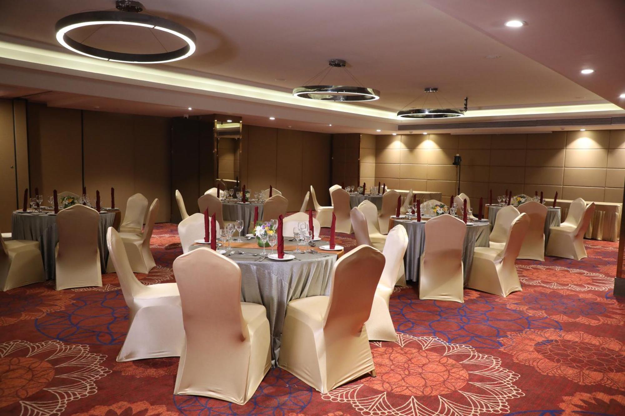 Hotel The Elite Narasapura, A Member Of Radisson Individuals Exterior foto