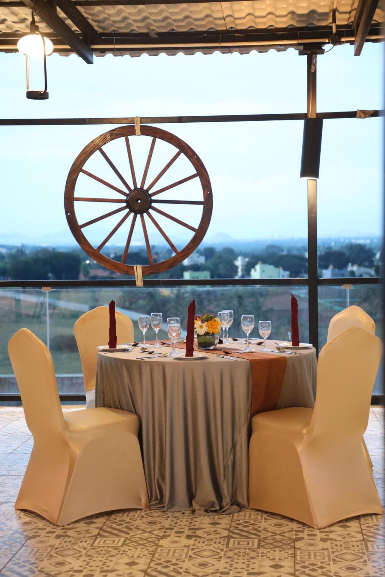 Hotel The Elite Narasapura, A Member Of Radisson Individuals Exterior foto