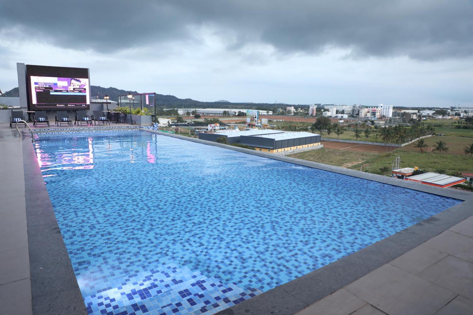 Hotel The Elite Narasapura, A Member Of Radisson Individuals Exterior foto