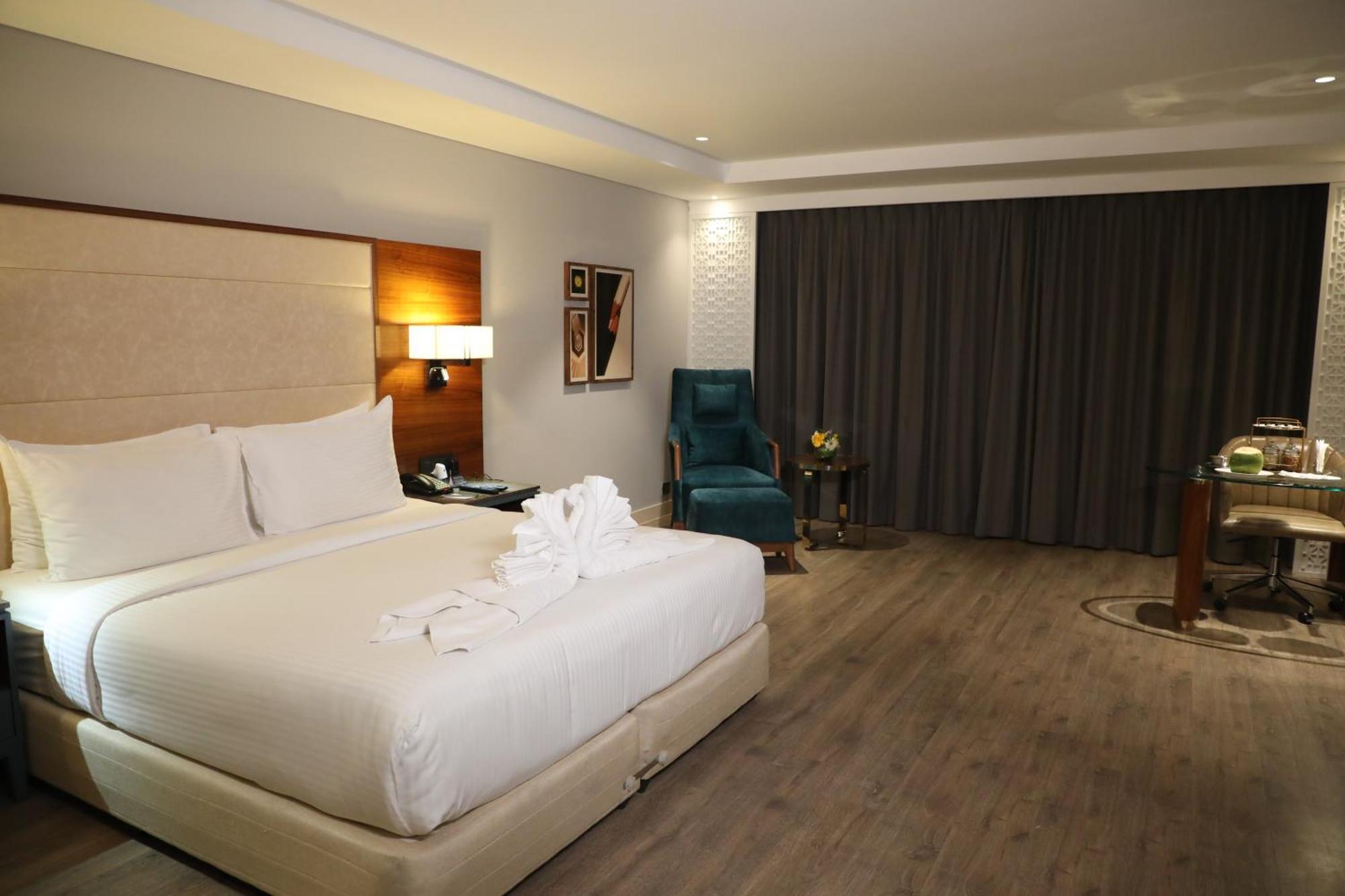 Hotel The Elite Narasapura, A Member Of Radisson Individuals Exterior foto