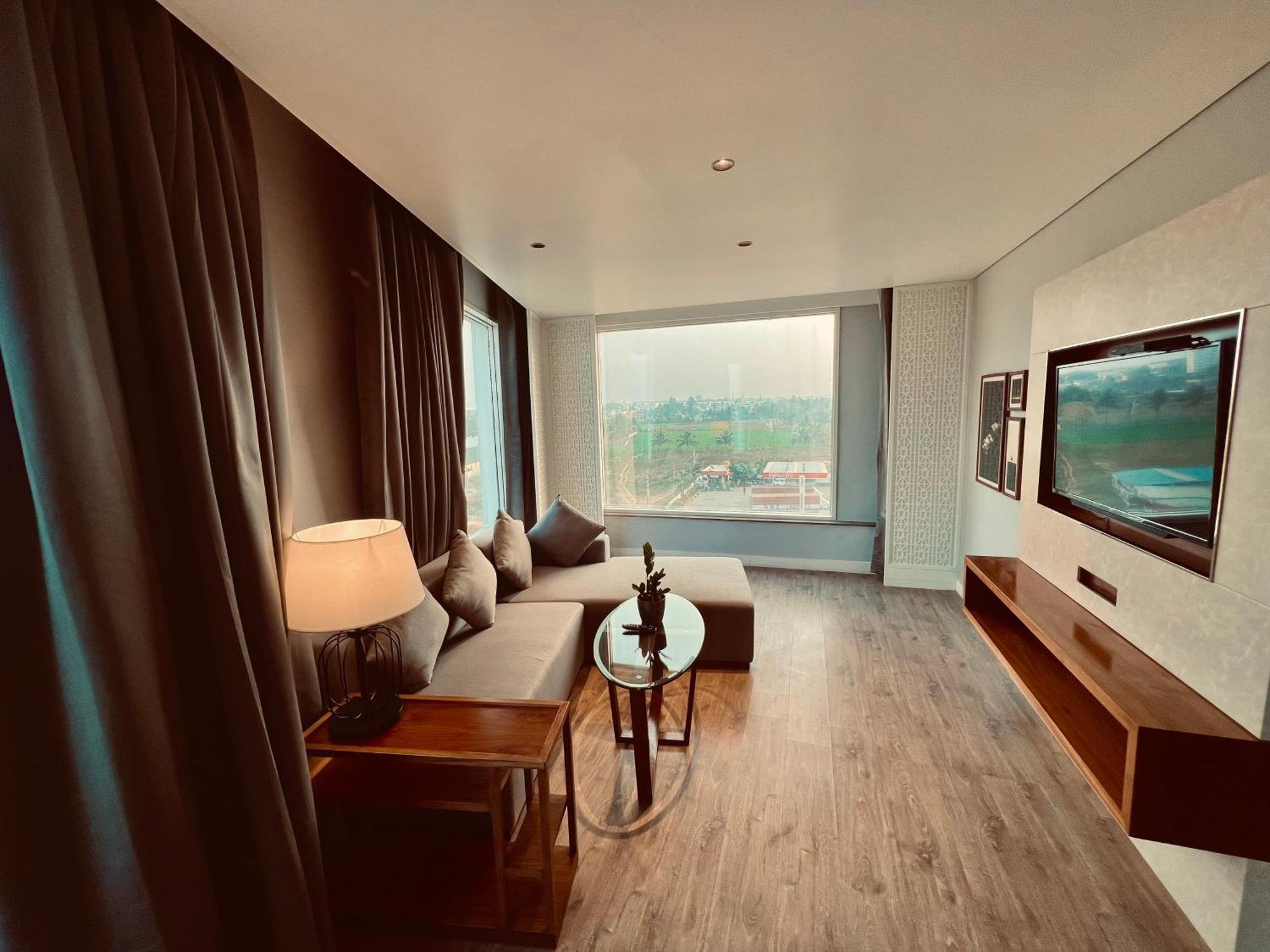 Hotel The Elite Narasapura, A Member Of Radisson Individuals Exterior foto